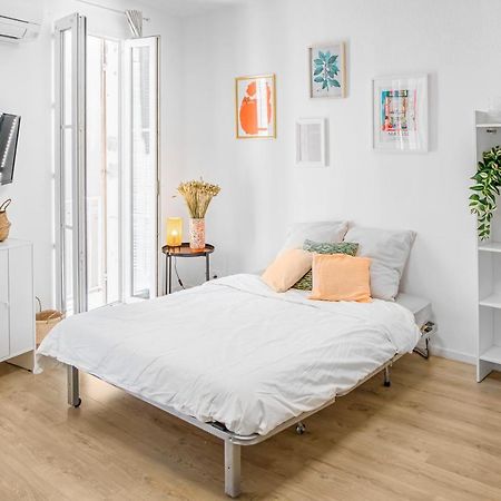Le Chat Orange Leilighet Aubagne Eksteriør bilde